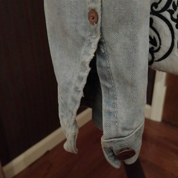 Jacket - Picture 4 of 5